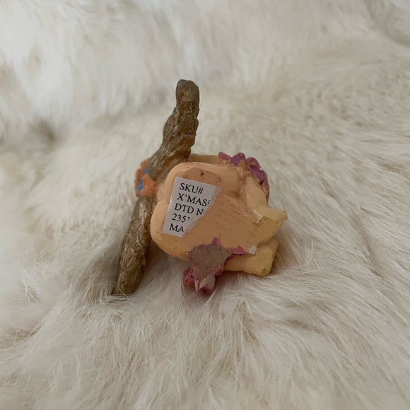 Vtg Ceramic Angel 2 1/4” - Picture 3 of 4